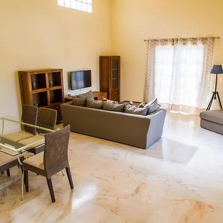 Vila Joy Private Pool By Holidays
