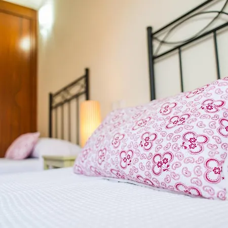 Joy Private Pool By Holidays Vila