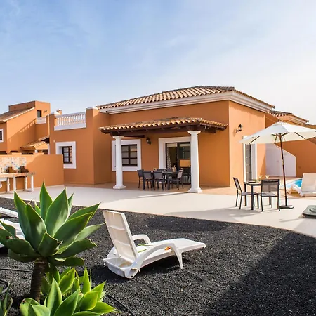 Joy Private Pool By Holidays Villa *