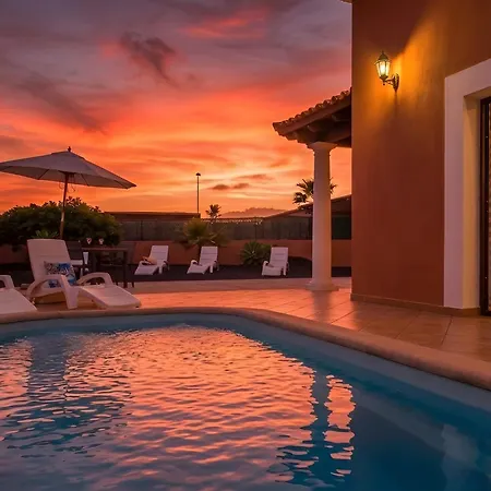Vila Joy Private Pool By Holidays